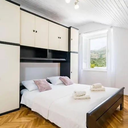 Apartment Location Three Bedroom Slano