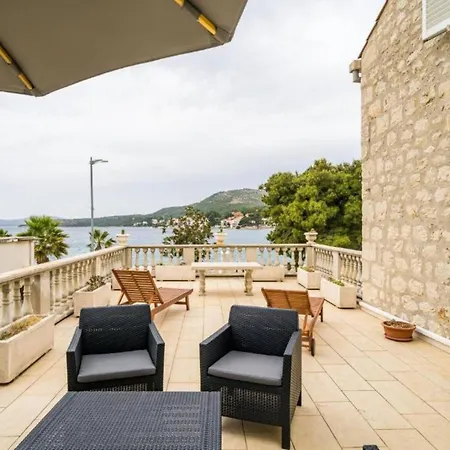 Location Three Bedroom Apartment *