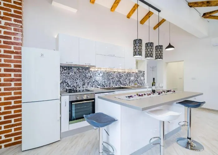 Apartament Location Three Bedroom Slano