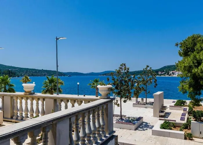 Appartamento Location Three Bedroom *