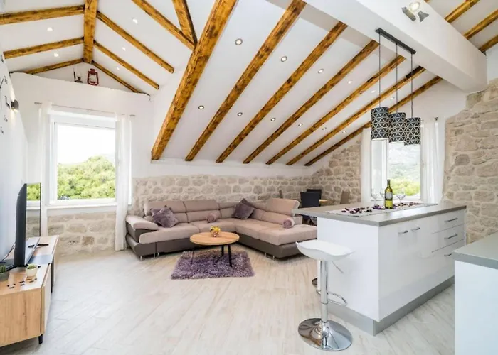 Location Three Bedroom Slano